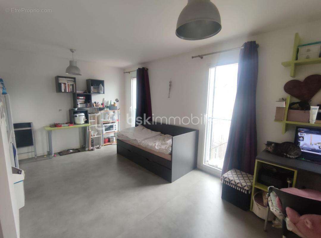 Grand studio lumineux idéalement situé au cœur de Nantes (Place François II) - photo 2