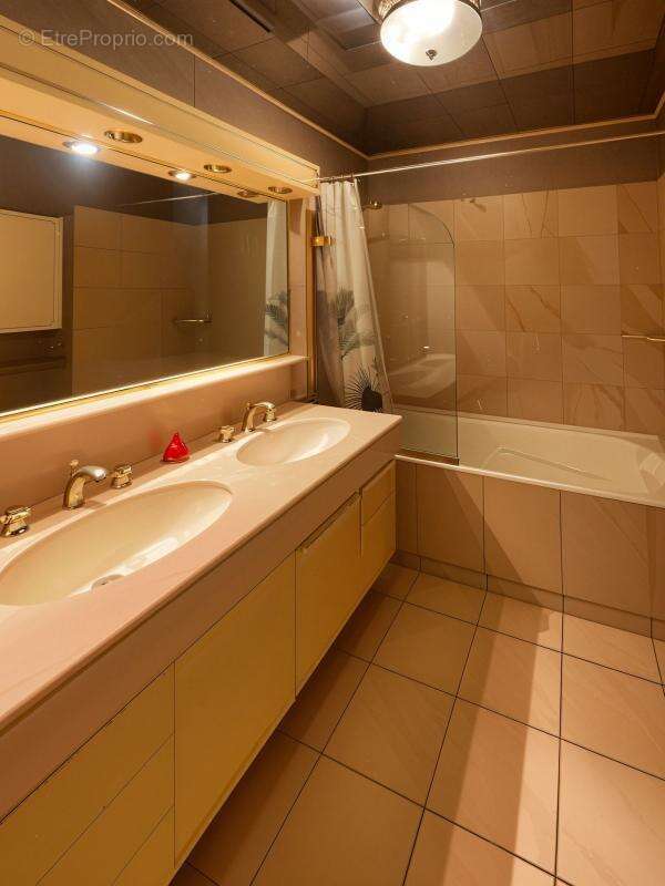 Appartement à LIVRY-GARGAN