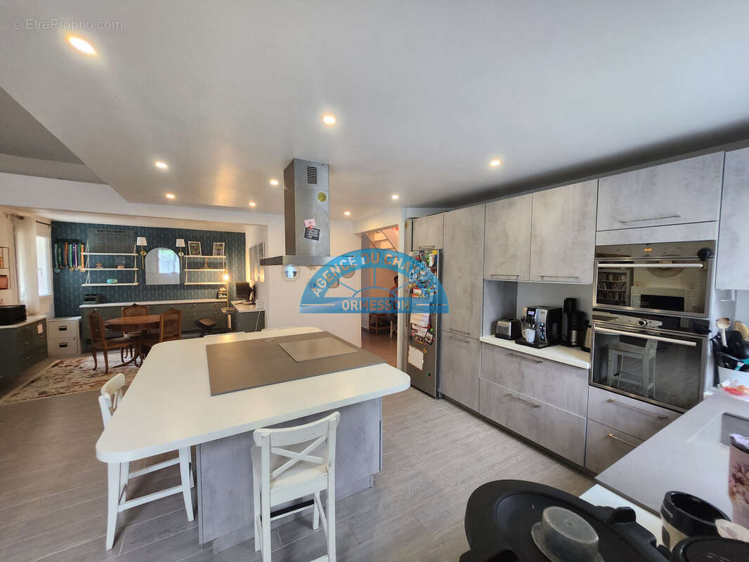 Maison à PONTAULT-COMBAULT