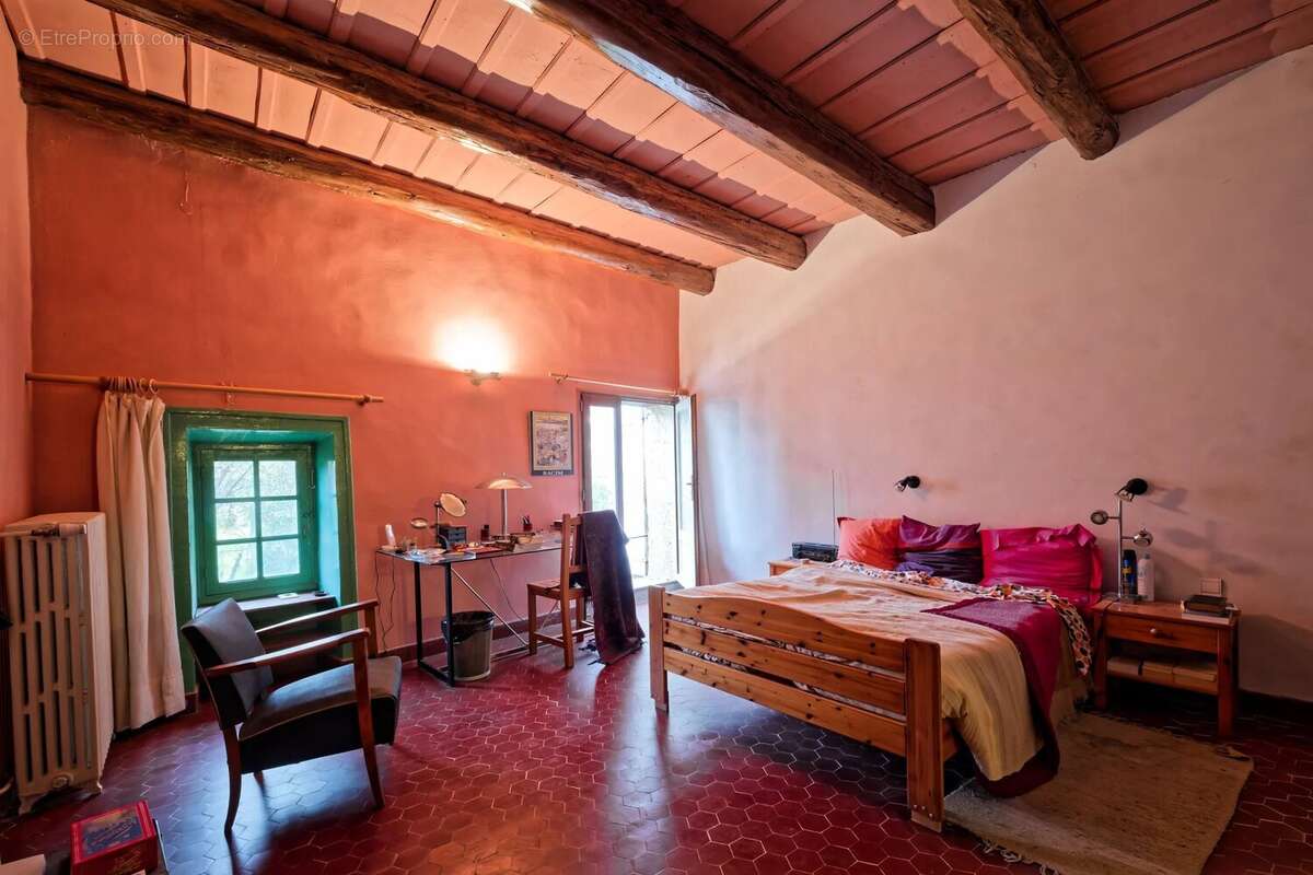 Maison à UZES