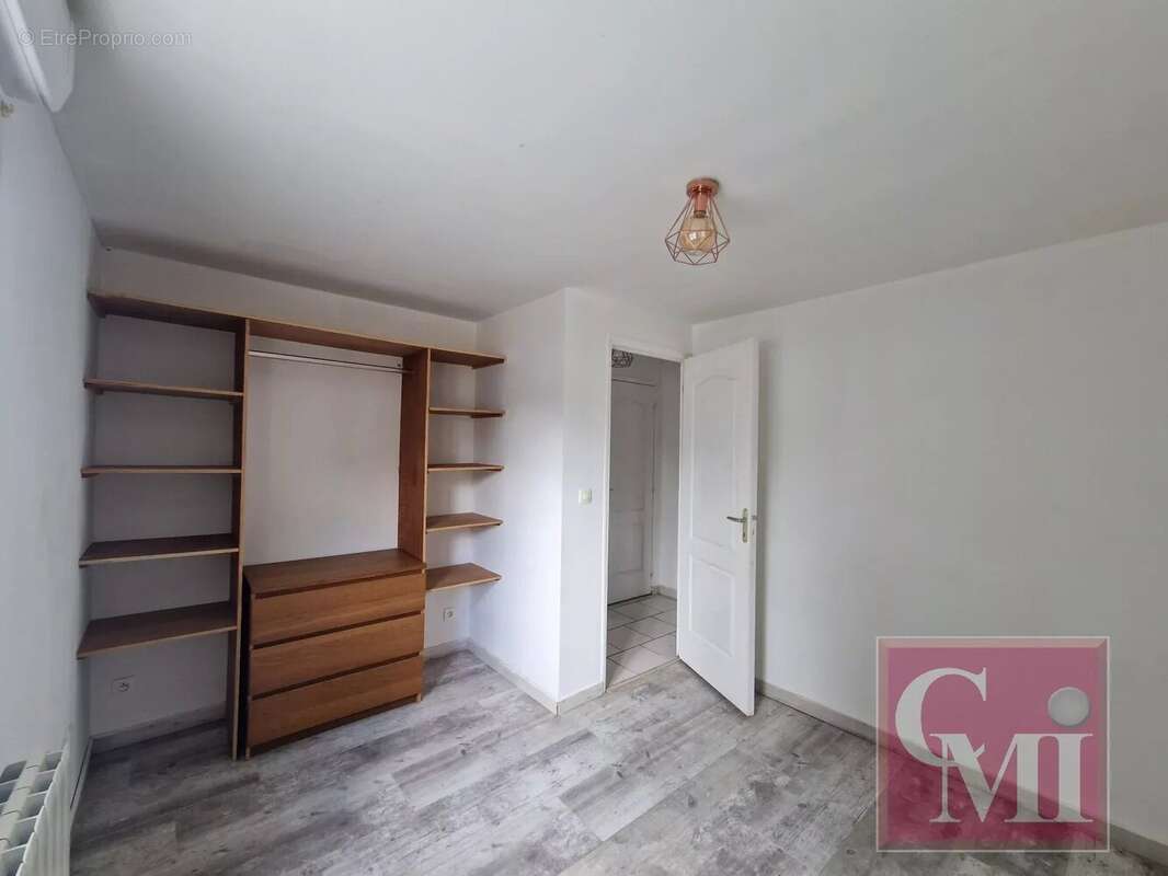 Appartement à BREUILLET