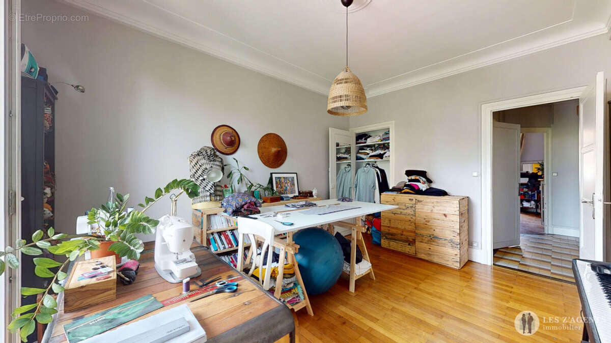 Appartement t3 de 81 m² - boulevard gambetta - grenoble - photo 10