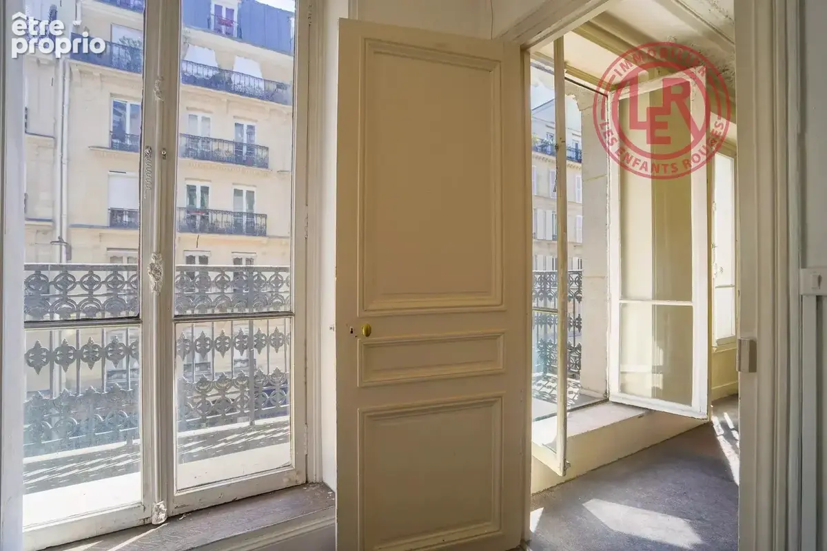 PARIS 6ème - BON MARCHE - SAINT PLACIDE - Appartement 5 pièces - 3 chambres - Balcon - photo 2