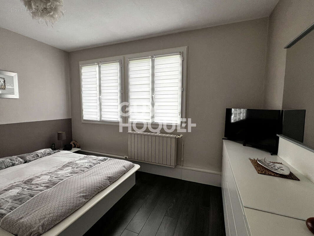 Maison à FONTENAY-TRESIGNY