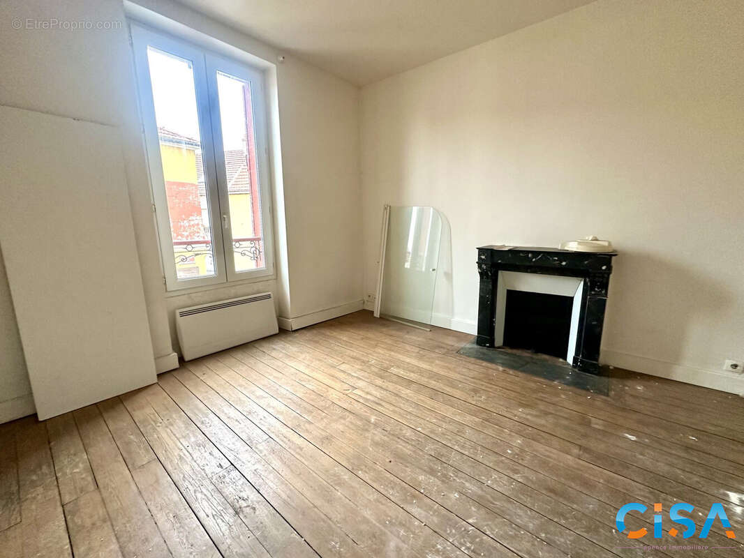 Appartement à PIERRELAYE