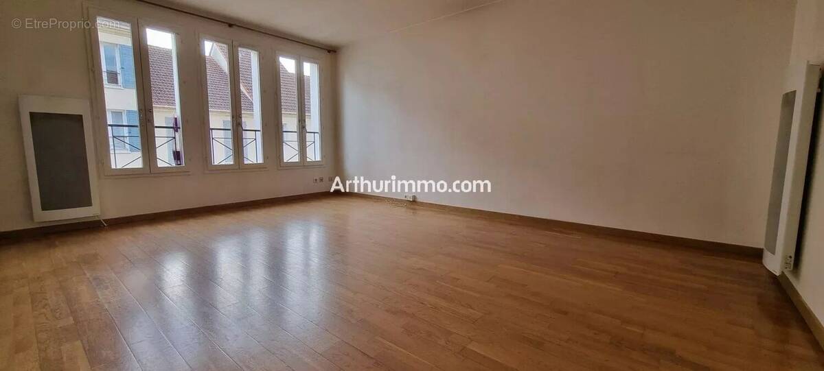Appartement à LIMEIL-BREVANNES
