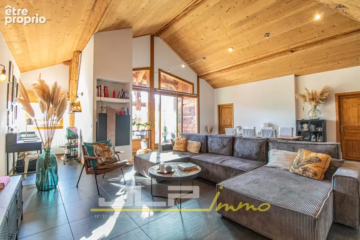 Appartement 4 pièces 121 m² à vendre à Passy (74190) - photo 1