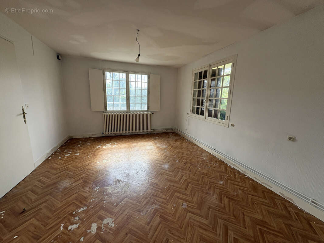 Maison à BAZAS