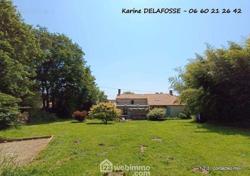 Maison à LES CLOUZEAUX