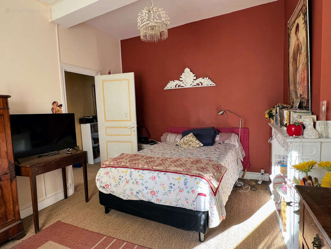 Appartement à LEZIGNAN-CORBIERES