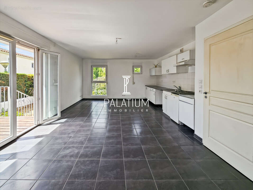 Appartement à PERTUIS