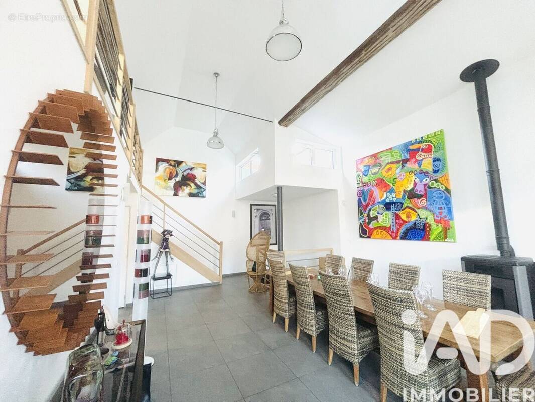 Photo 1 - Commerce à TOURCOING