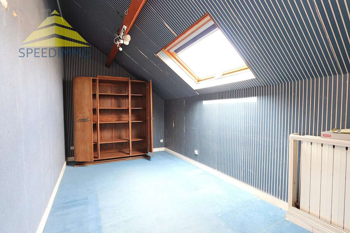 Maison 146 m² à Varennes-Jarcy  - photo 16
