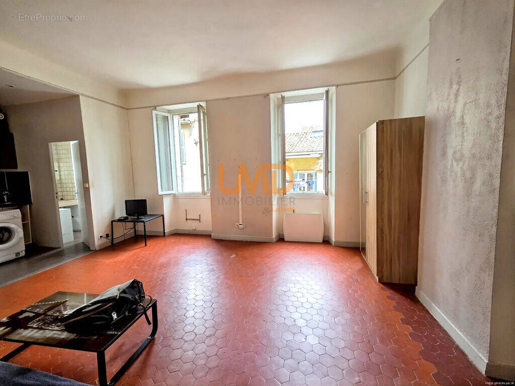 Appartement à MARSEILLE-4E