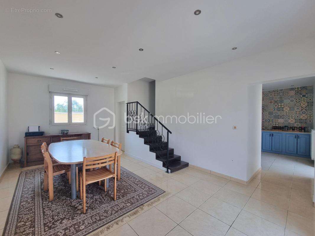Maison en pierre_ 4 chambres_ jardin ! - photo 5
