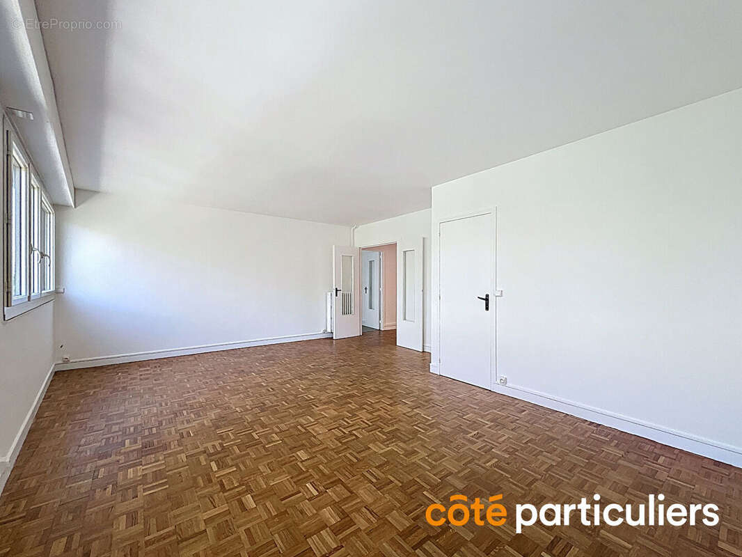 Appartement à ISSY-LES-MOULINEAUX