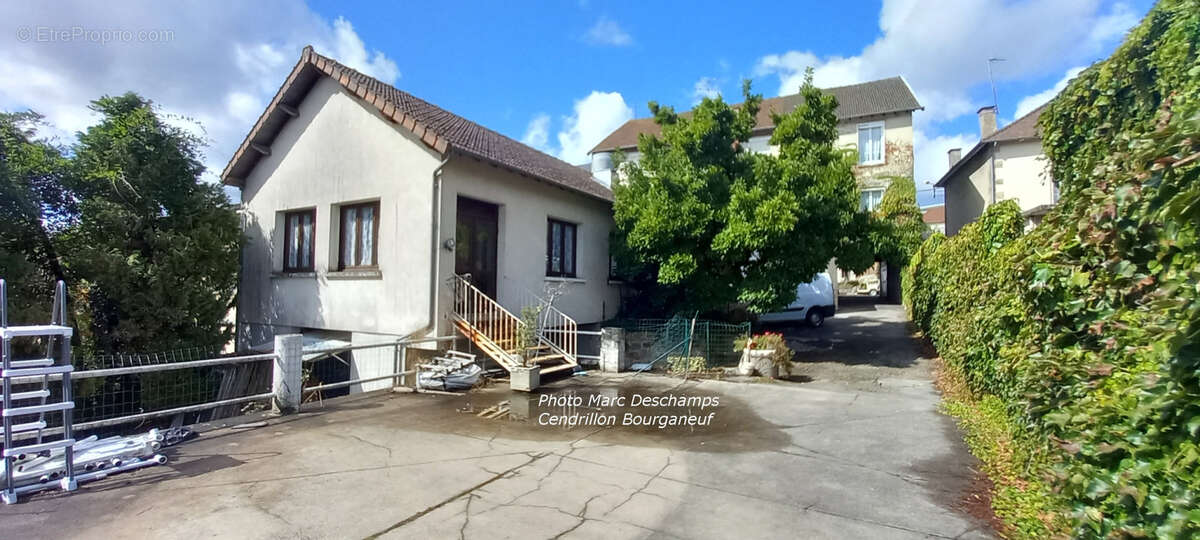 Commerce à BOURGANEUF