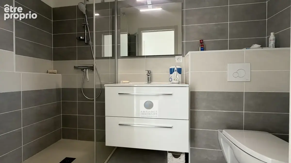 Appartement au dernier étage, entre lumière et terrasse - photo 18