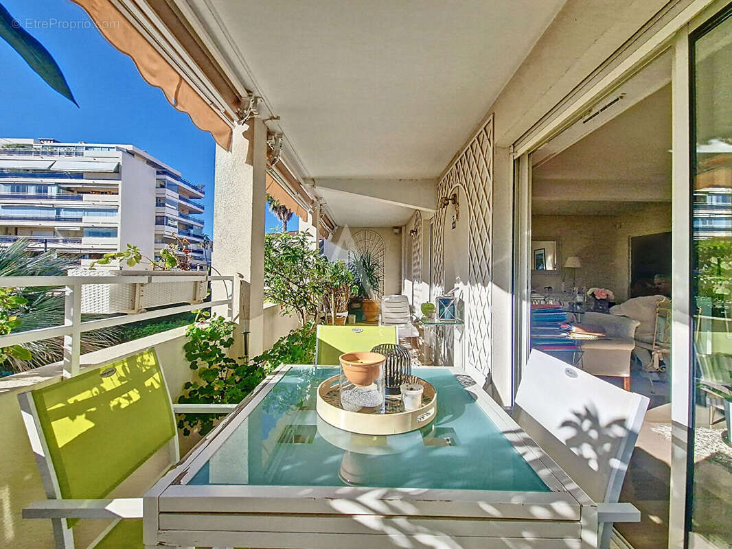 Appartement à CANNES