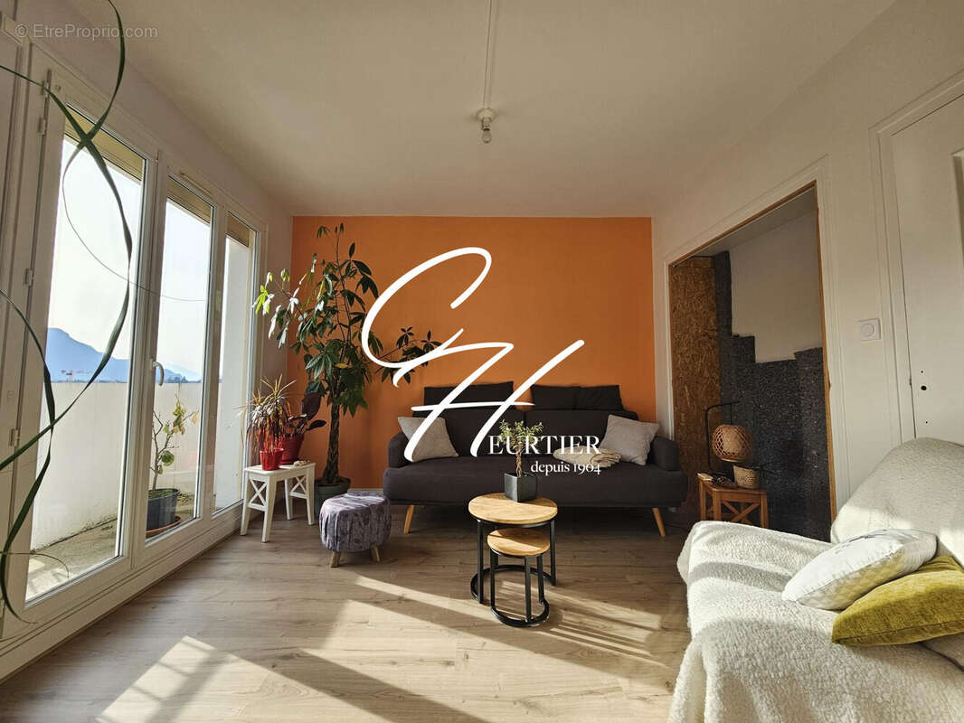 Appartement à VOIRON