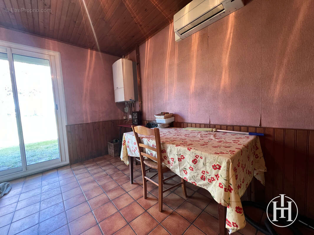 Maison à LURCY-LEVIS