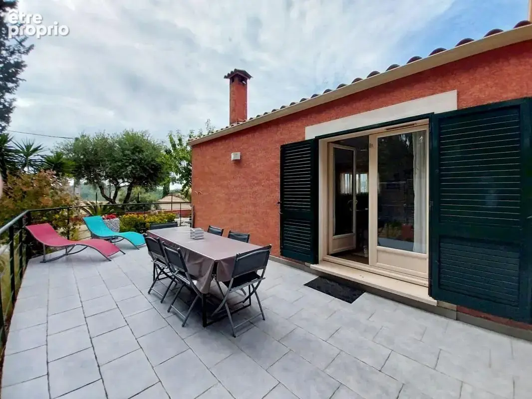 Vente maison à Castelnau de Guers avec vue sur les collines - photo 3
