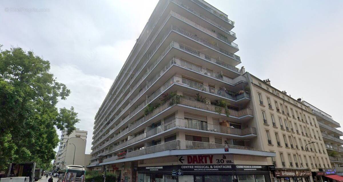 Parking à PARIS-11E