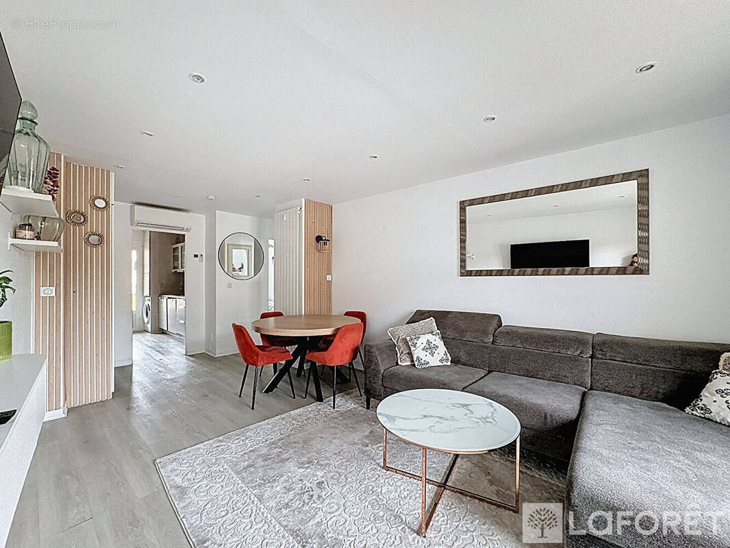 Appartement à ROQUEBRUNE-CAP-MARTIN