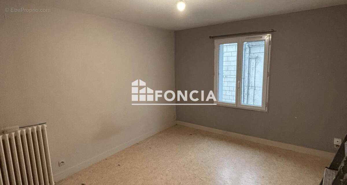 Maison à AZAY-LE-RIDEAU