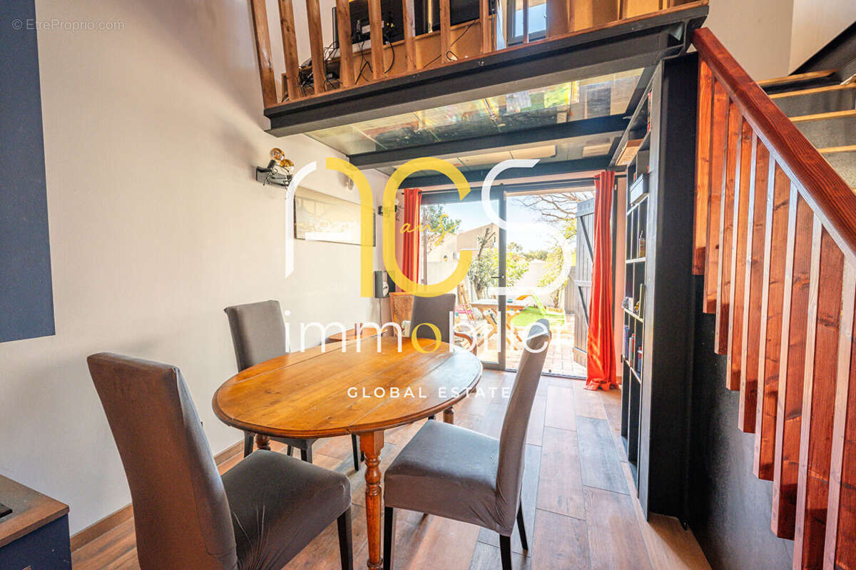 Maison à SAUSSET-LES-PINS