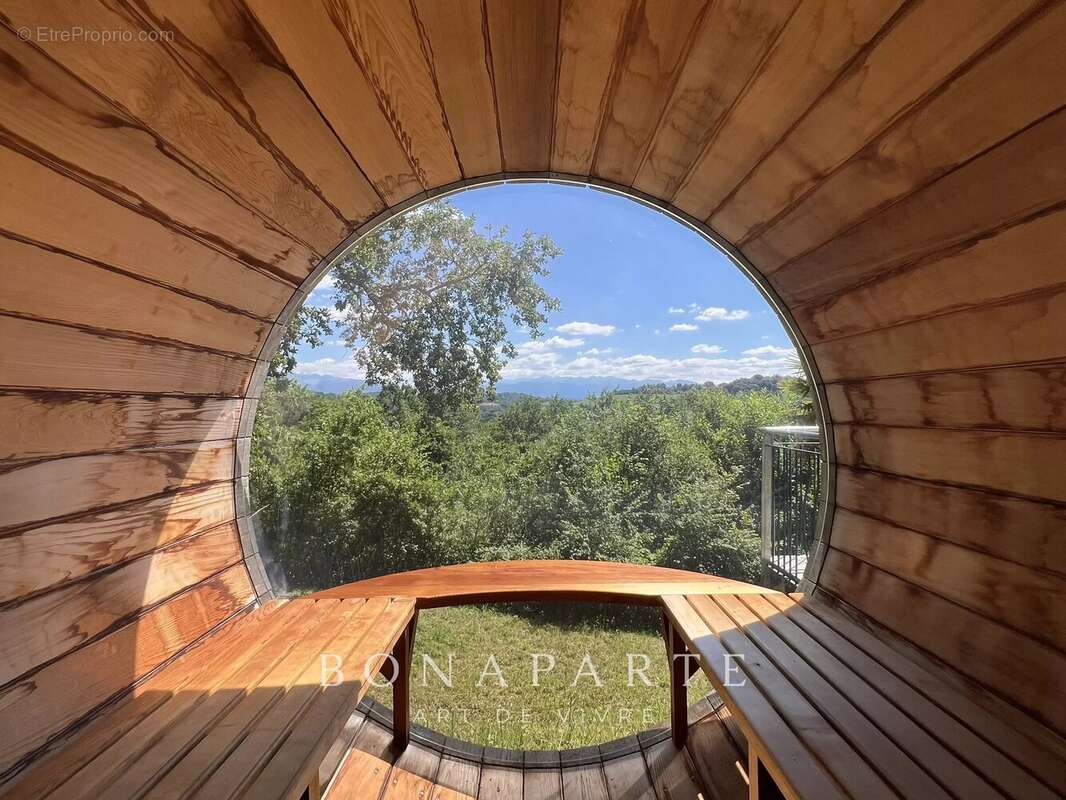 Pau coteaux sud – maison vue pyrénées  4 chambres + sous-sol 70 m² - photo 15