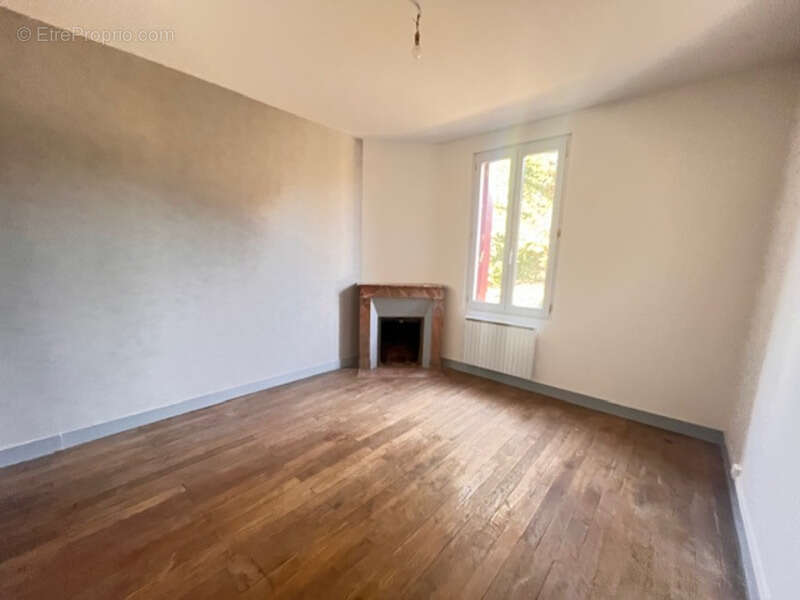 Belle Maison bourgeoise 7 pièces AMBOISE (37) - photo 9