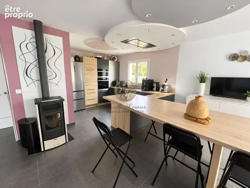 Maison récente de 2019 avec piscine   90 m2   3 chambres   Terrain de 500 m2   Grézieu-la-Varenne - photo 6