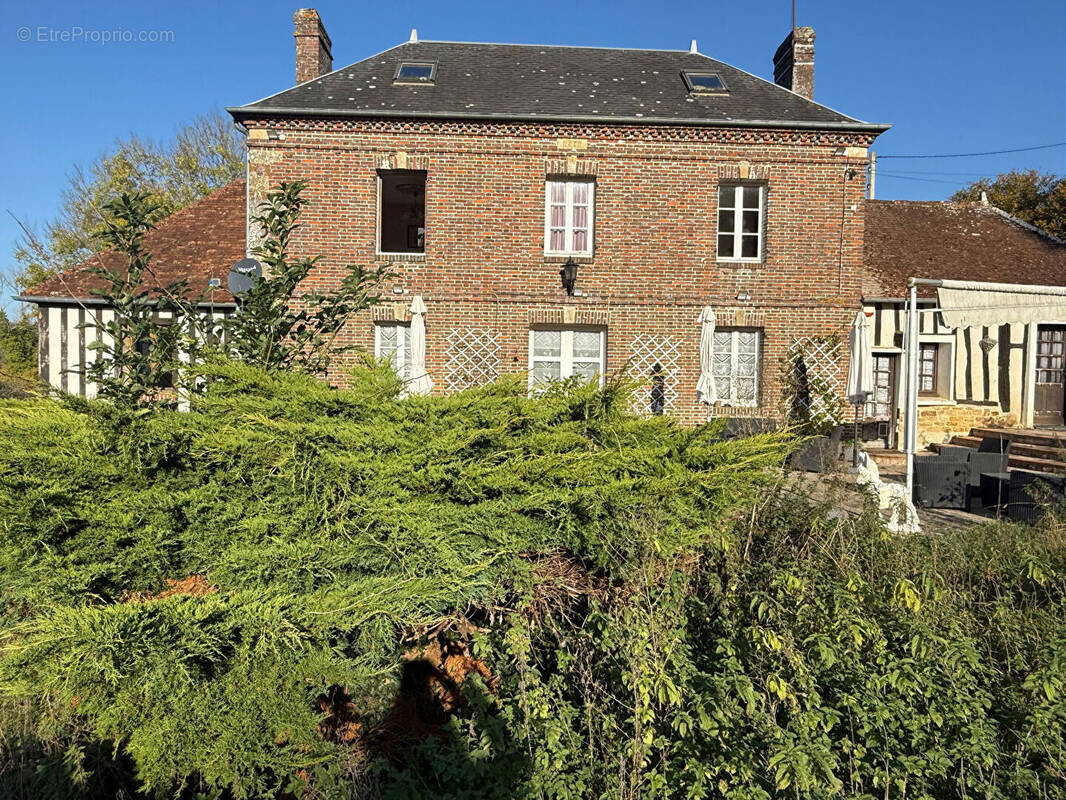 Maison à AUBRY-LE-PANTHOU
