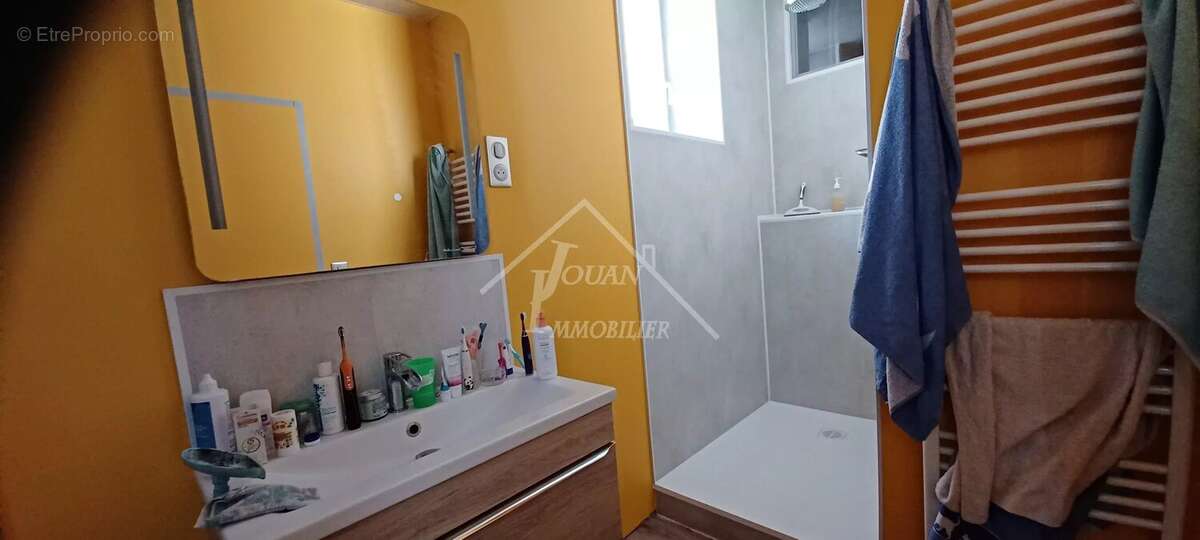 Maison à SAINT-MENOUX