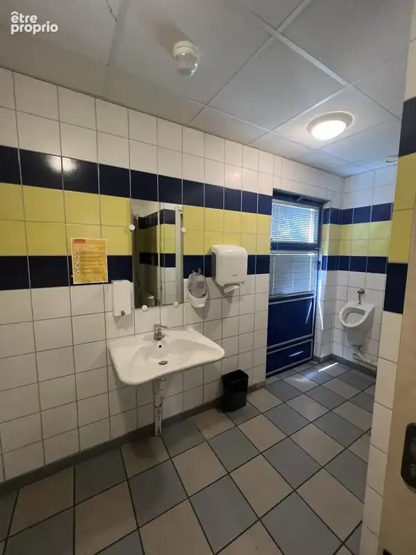 Commerce 384 m² à vendre à Kingersheim (68260) - photo 8