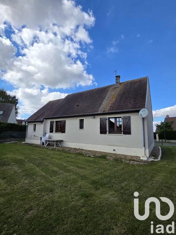 Photo 1 - Maison à RAVENEL