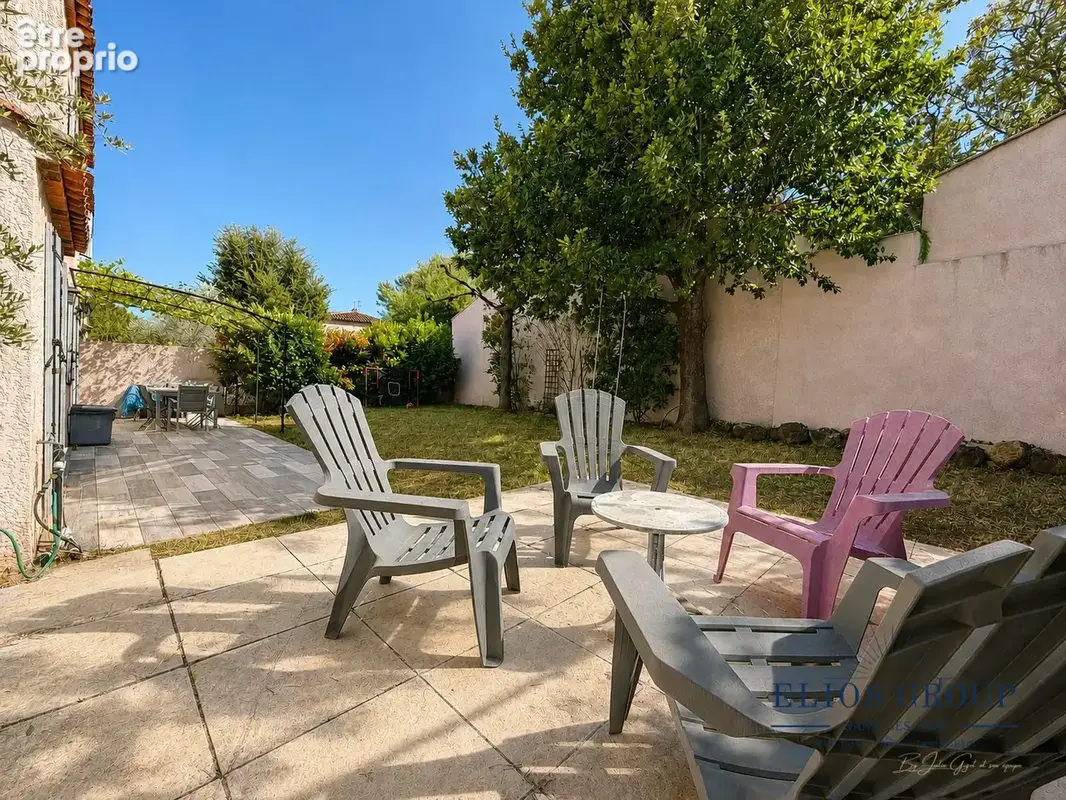 Maison 5 pièces 111 m² à vendre à Saint-Maximin-La-Sainte-Baume (83470) - photo 3