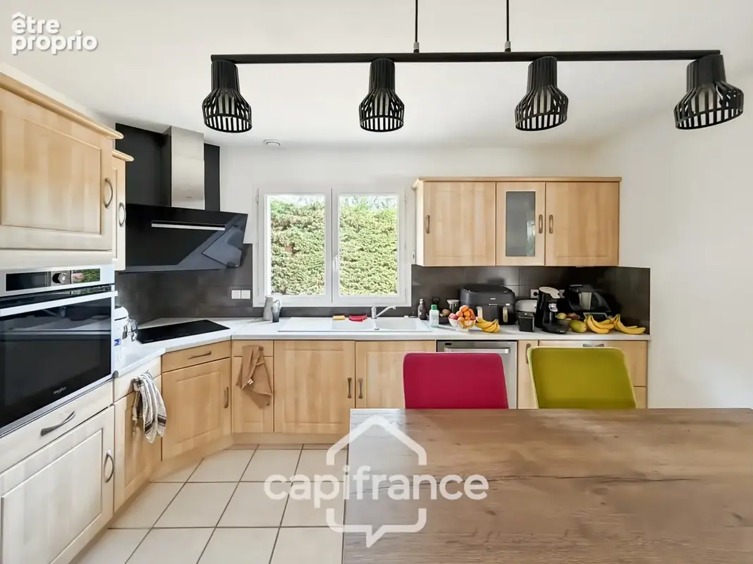 Maison Familiale avec piscine composée de 5 chambres sur ANJOU (38) - photo 12