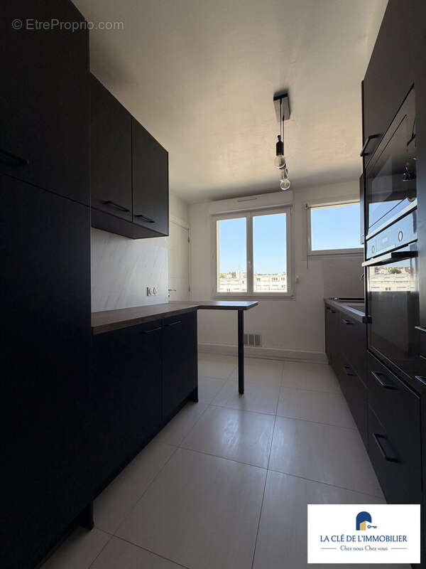 Appartement 79 m² à Quimper  - photo 7