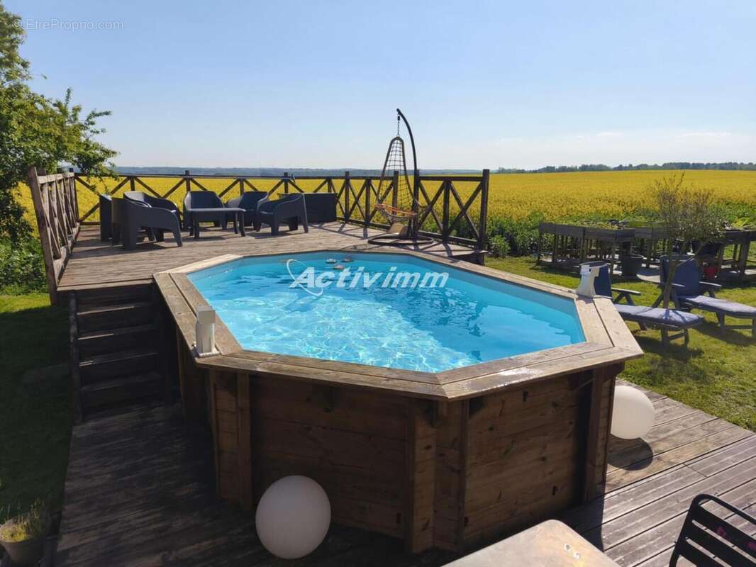 4262 3 - Maison à HUMIERES