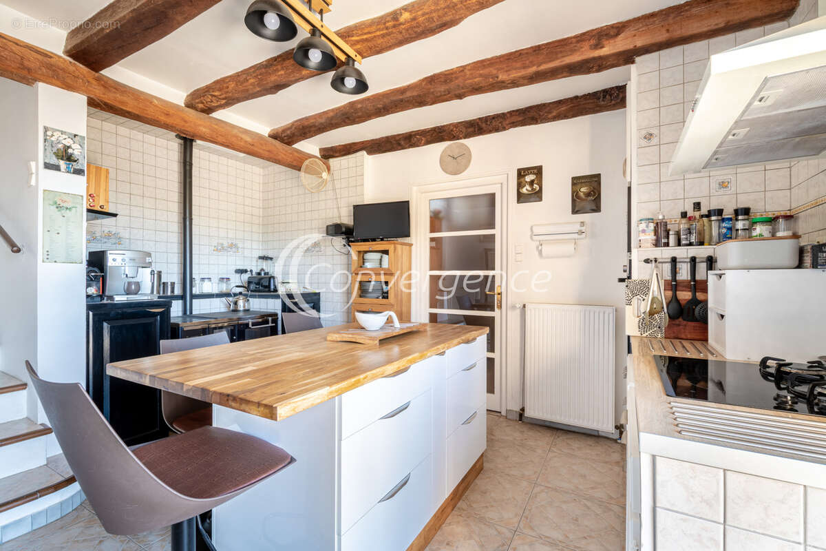 Maison à MEUZAC