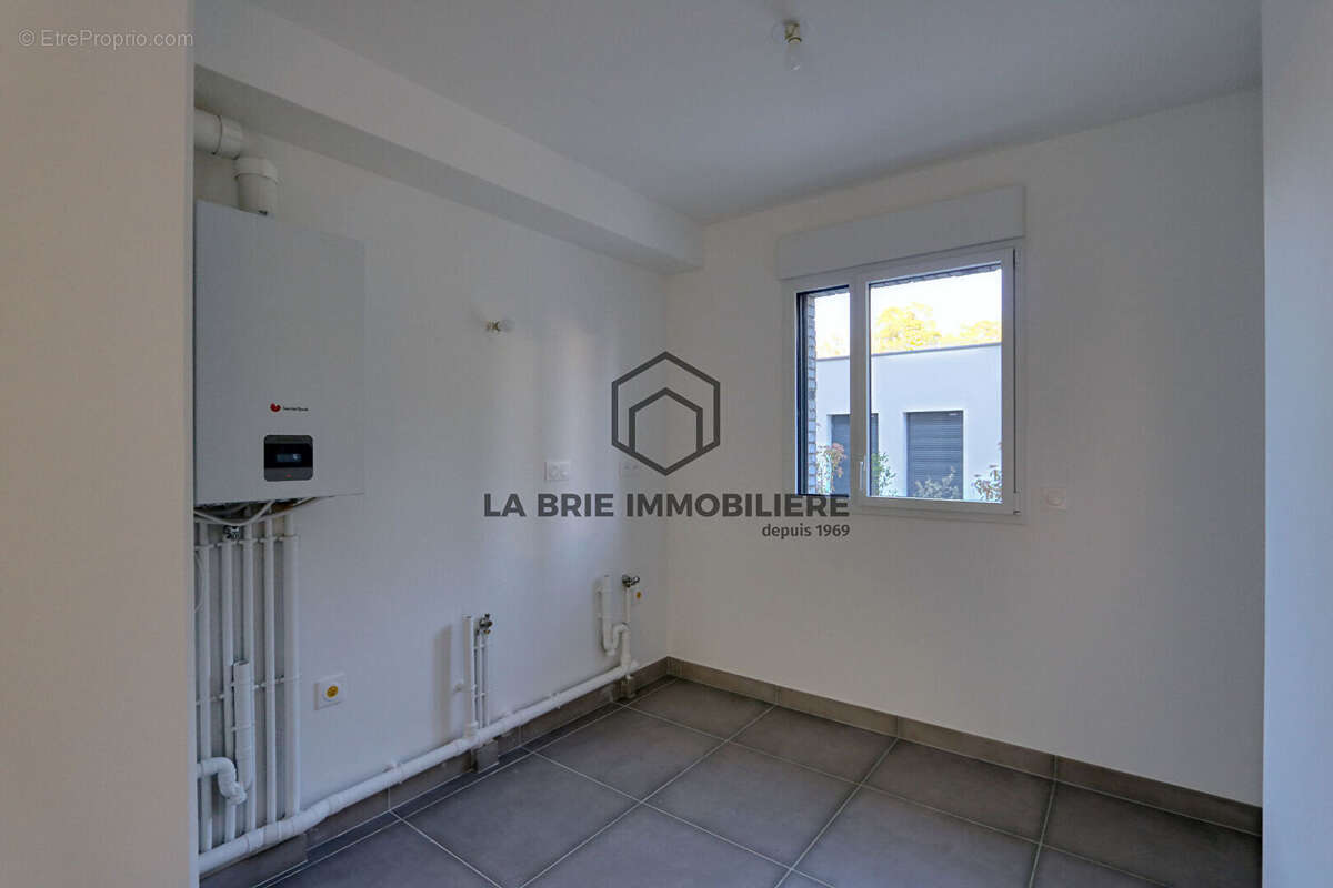 Appartement à RUBELLES