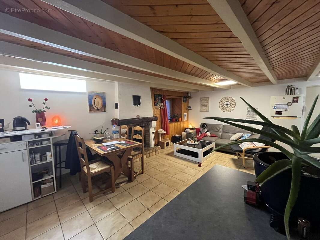 Maison à LOYAT