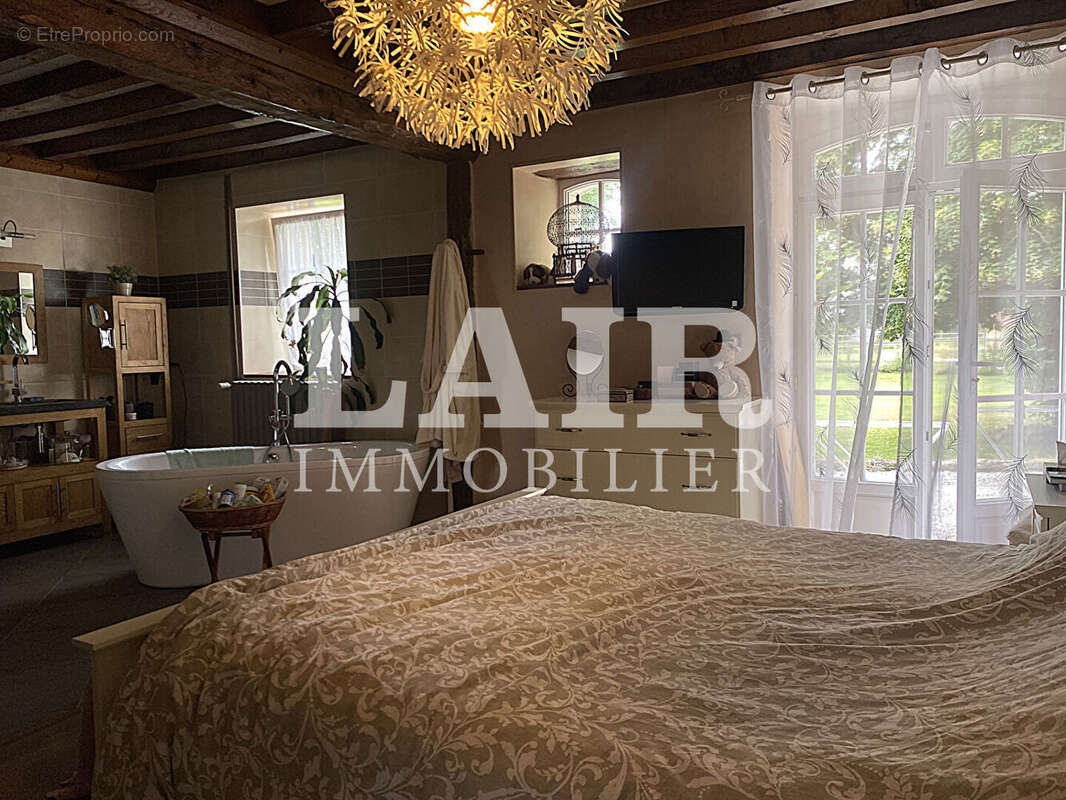 Maison à LE PIN-AU-HARAS