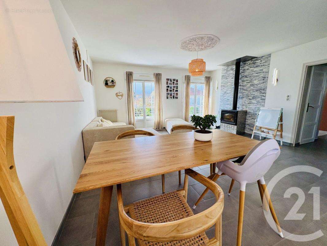 Maison à RILHAC-RANCON