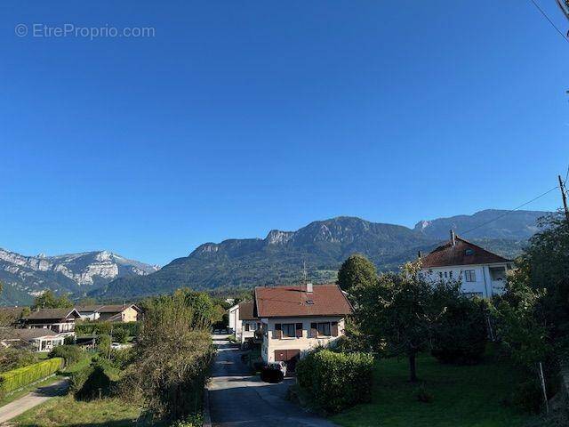 Appartement à LA ROCHE-SUR-FORON
