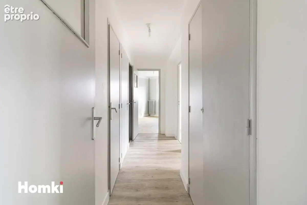 Appartement T4 de 75 m² à Marseille 13006, Boulevard Vincent Delpuech - photo 6