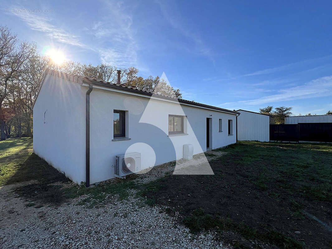 Maison à SAINT-DENIS-DE-PILE