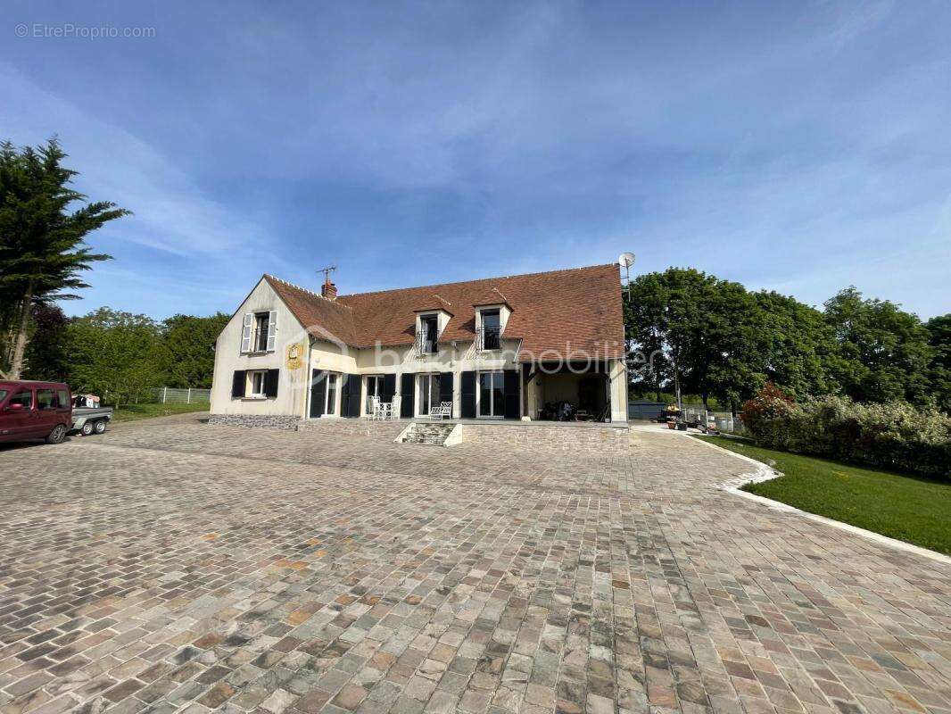 Maison à BOIGNEVILLE